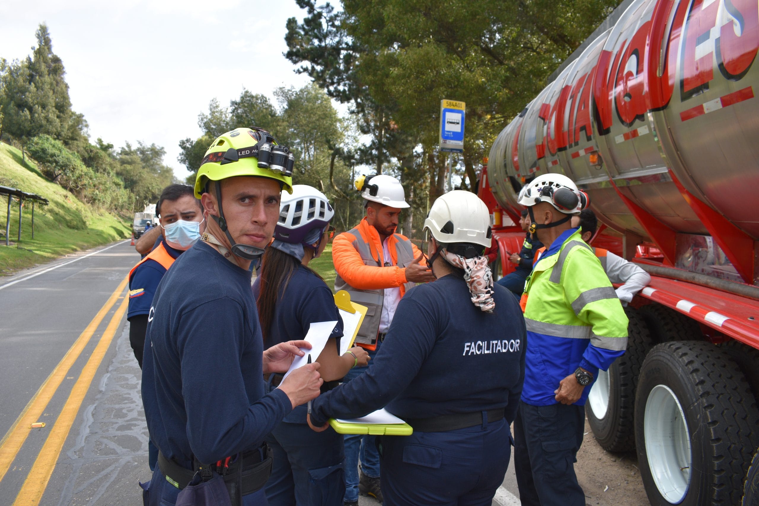 Simulacro de choque con derrame de sustancia peligrosa
