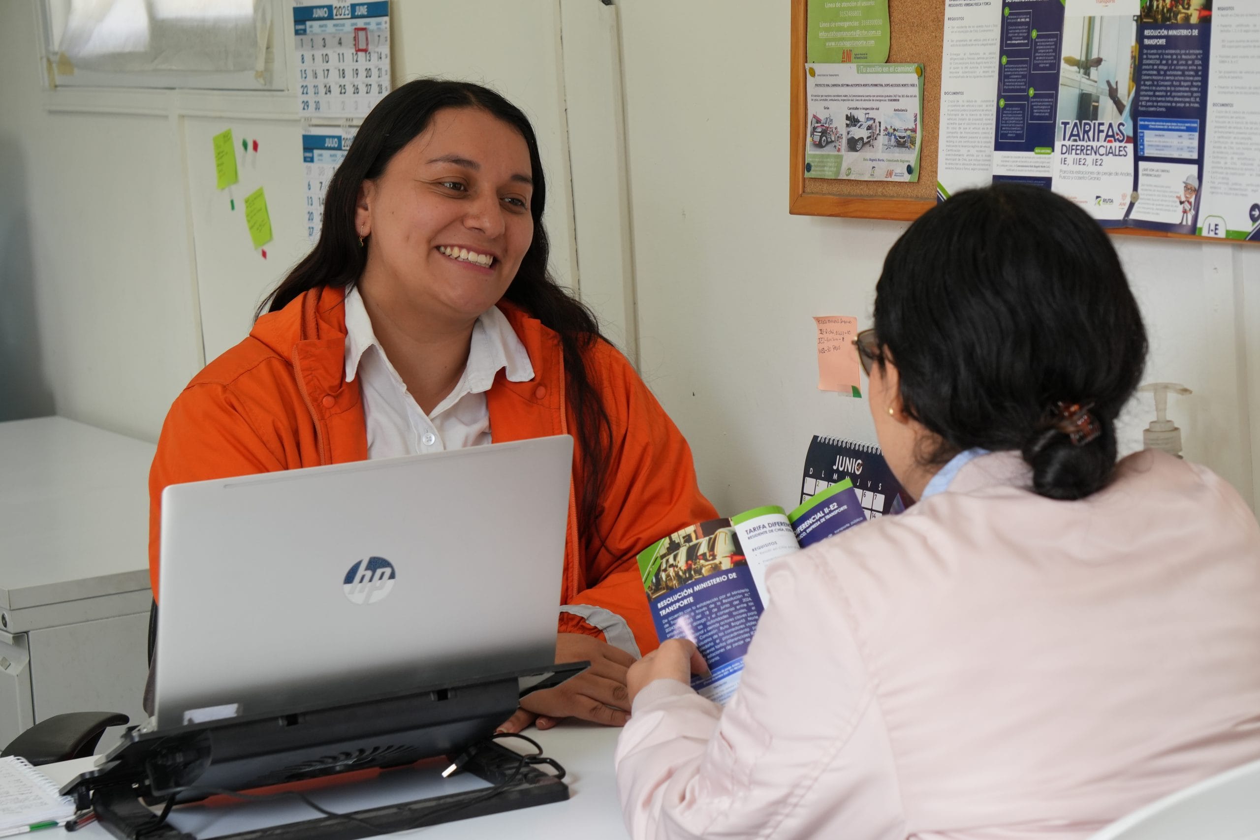FOTOS OFICINA FIJA DE ATENCIÓN AL USUARIO EN AUTOPISTA NORTE 06-06-25- (3)